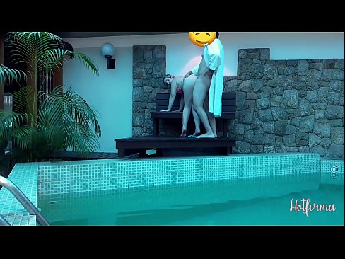 ❤️ Giimbitar sa amo ang katabang sa pool, apan dili makasukol sa init Porno sa ceb.vanalize.ru ❌️❤